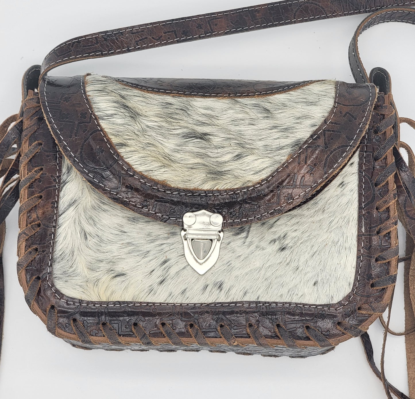 Bolso bandolera de piel de vaca estilo western 3