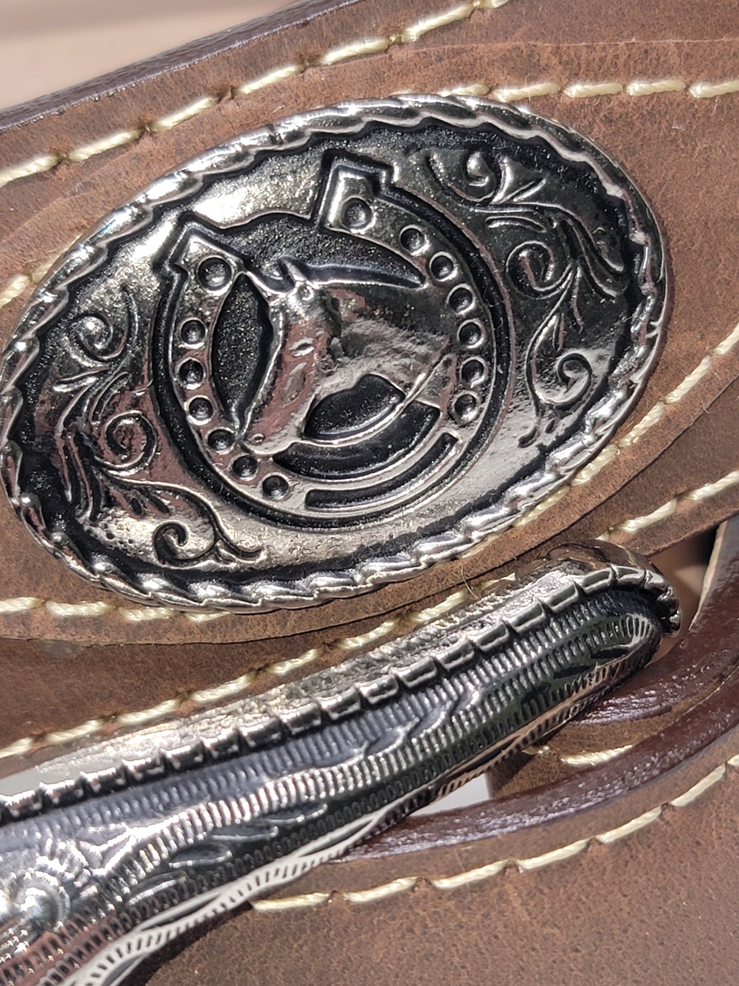 Men's Fine Leather Belt, Horse decoration, Brown