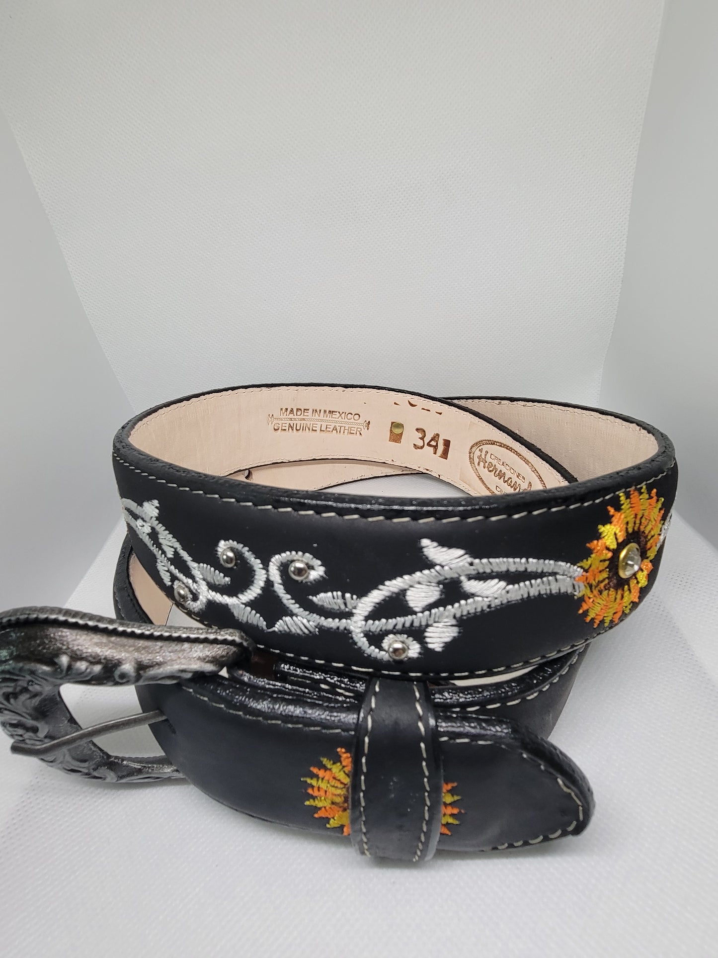 Women's Embroidered Leather Belt