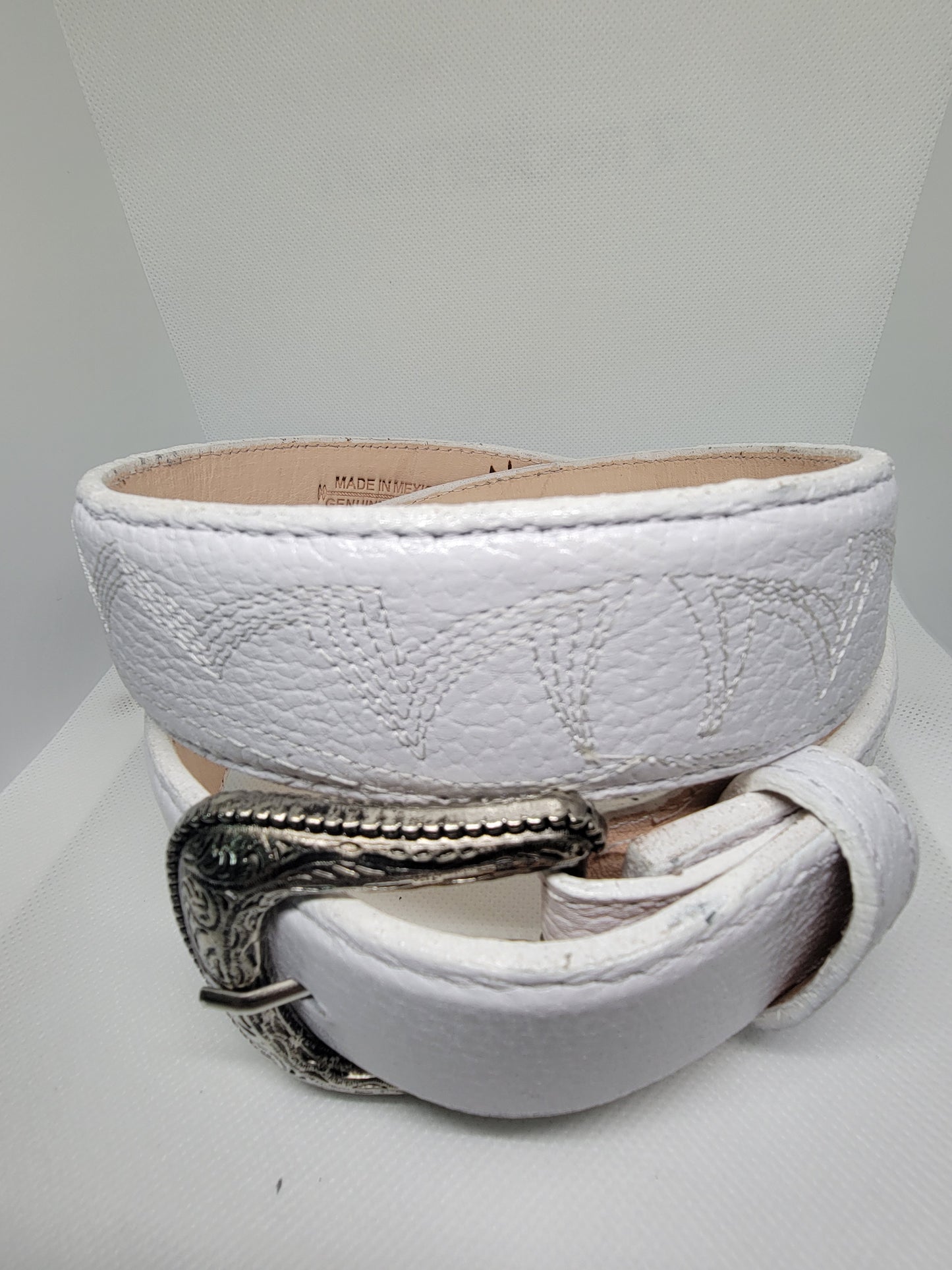 Women's White Leather Belt