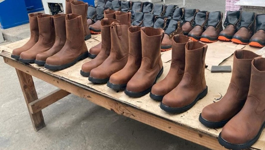 Men's Roper Work Boots, Full Grain Leather, Pull-on, Durable Slip and Chemical Resistant Soles